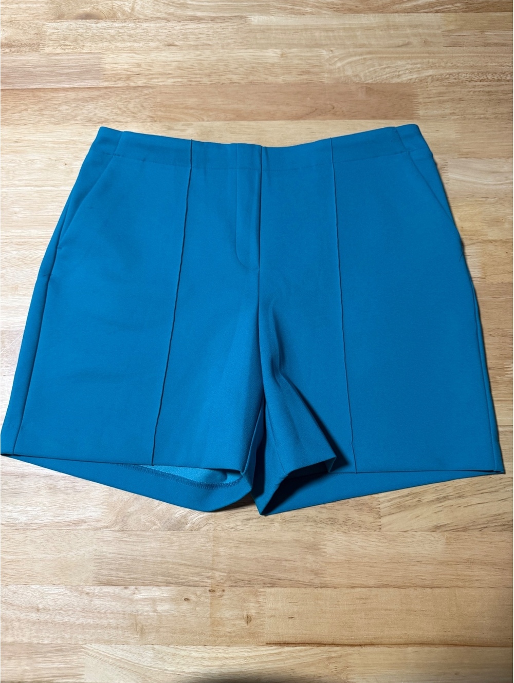 Rachel Zoe Women’s Size 8 Teal Pull-On Tailored Shorts